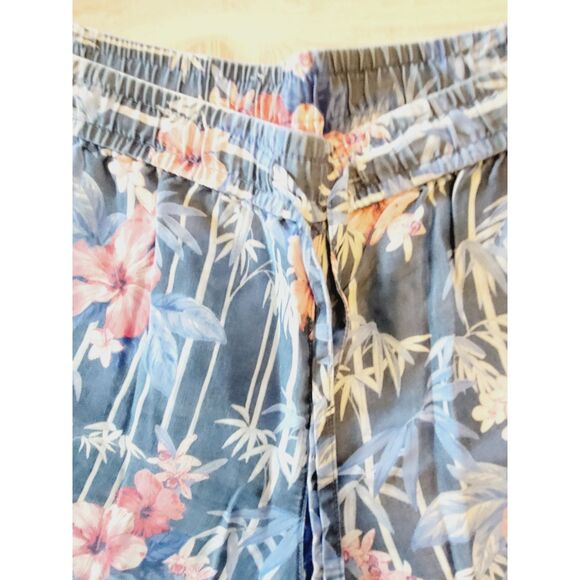 Tommy Bahama M Women's Floral Mid-Rise‎ Shorts Blue Drawstring Pockets - Picture 3 of 6
